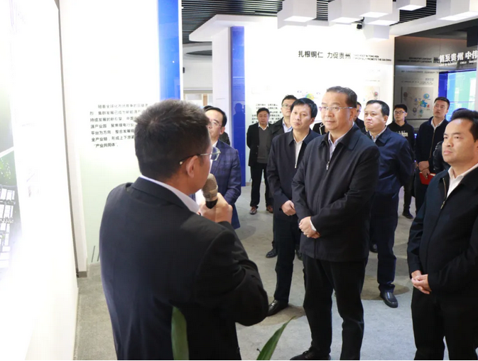 搶抓機遇 堅持創(chuàng)新丨貴州省政協(xié)主席劉曉凱調研西部產(chǎn)業(yè)基地