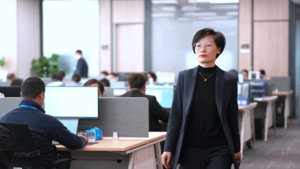 葆初心 再創(chuàng)業(yè) | 李寧珍：靠近光，追隨光，成為光，發(fā)散光