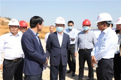 銅仁市委副書記、市長皮貴懷赴中偉鎳锍精煉硫酸鎳項目調(diào)研