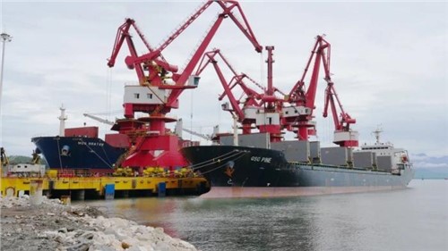 “鎳金屬巨輪”滿載啟航！ 北莫羅瓦利產(chǎn)業(yè)基地鎳產(chǎn)品發(fā)貨首破萬金噸